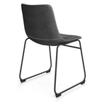 Sedie laterali in pelle vegana con base a slitta in metallo nero (set di 2)