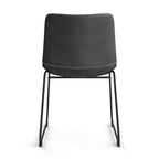 Sedie laterali in pelle vegana con base a slitta in metallo nero (set di 2)