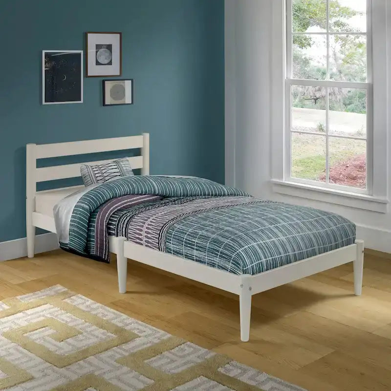 Letto a piattaforma singolo in legno massello con testiera a doghe