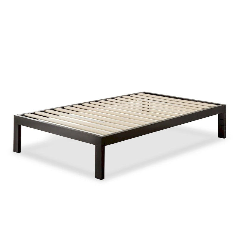 Struttura letto a piattaforma in metallo nero con doghe in legno