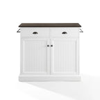 Isola da cucina in stile costiero con mobili contenitori e cassetti