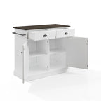 Isola da cucina in stile costiero con mobili contenitori e cassetti