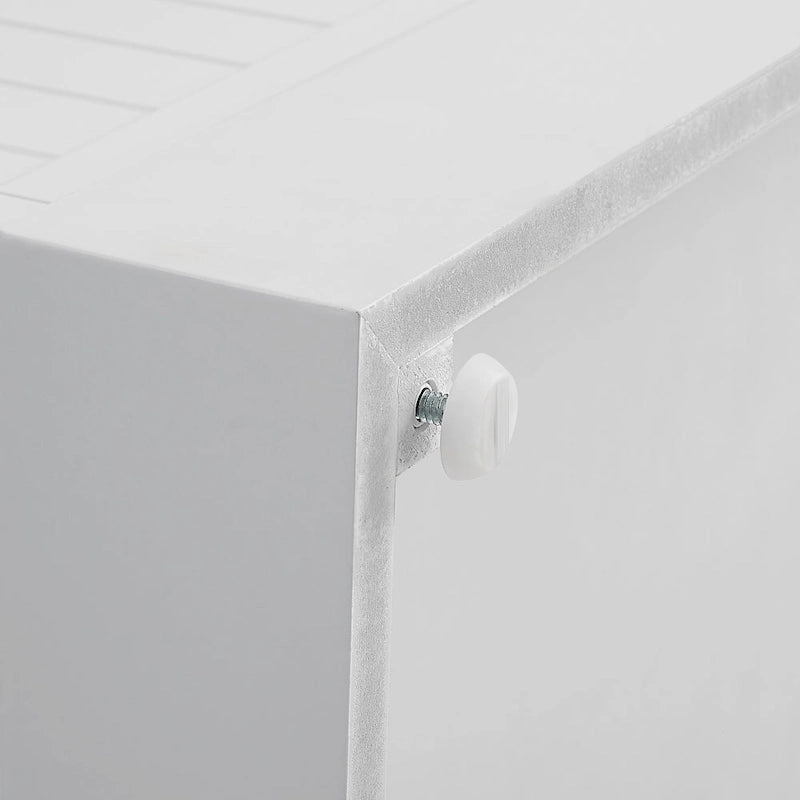 Isola da cucina in stile costiero con mobili contenitori e cassetti