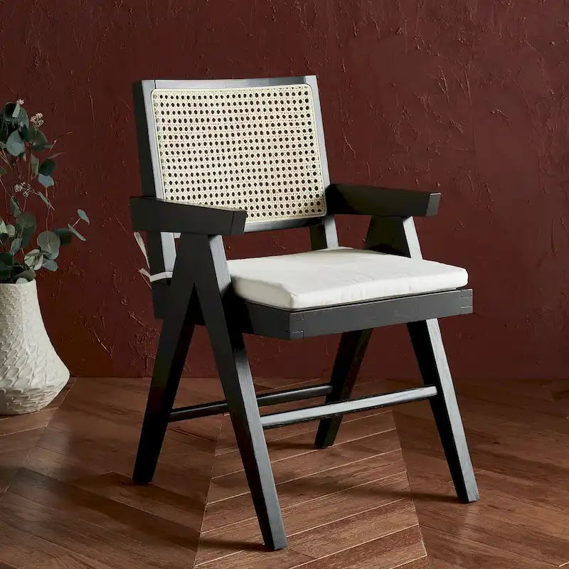 Poltrona in Rattan con Struttura in Legno di Frassino e Cuscino - 53L x 58P x 86A cm