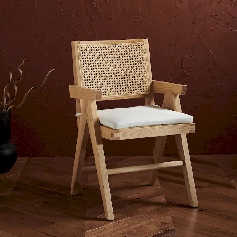 Poltrona in Rattan con Struttura in Legno di Frassino e Cuscino - 53L x 58P x 86A cm