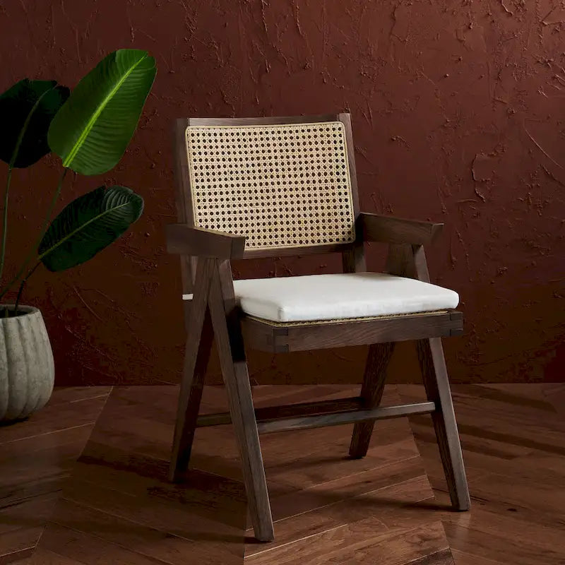 Poltrona in Rattan con Struttura in Legno di Frassino e Cuscino - 53L x 58P x 86A cm