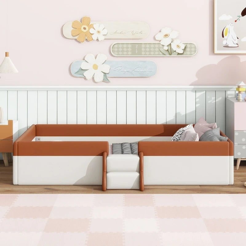 Struttura letto a giorno imbottita con recinzione e scalette